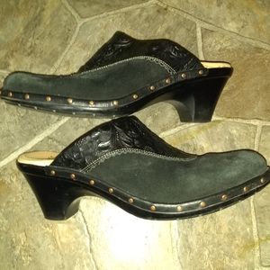 Soffe black leather/suede mules 8.5